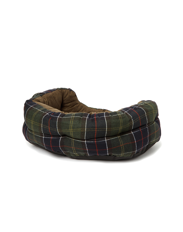 바버 30인치 카키 타탄 Dog Bed MULTI COLOR 착용컷