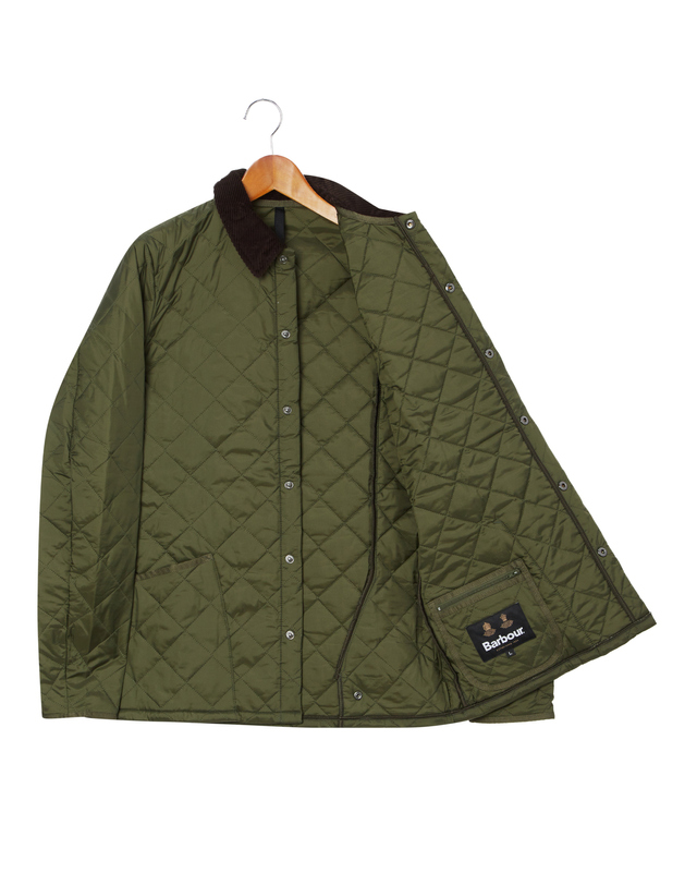 바버 남성 카키 Heritage Liddesdale 퀼팅 자켓 진한 연두 착용컷