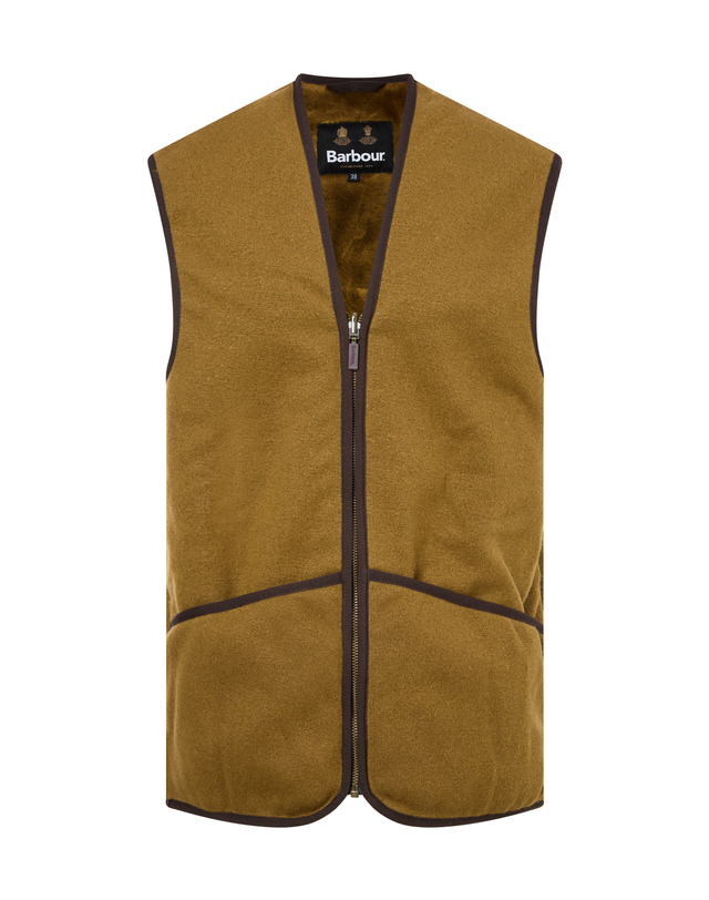 바버 남성 브라운 Warm Pile Waistcoat Zip 베스트 착용컷