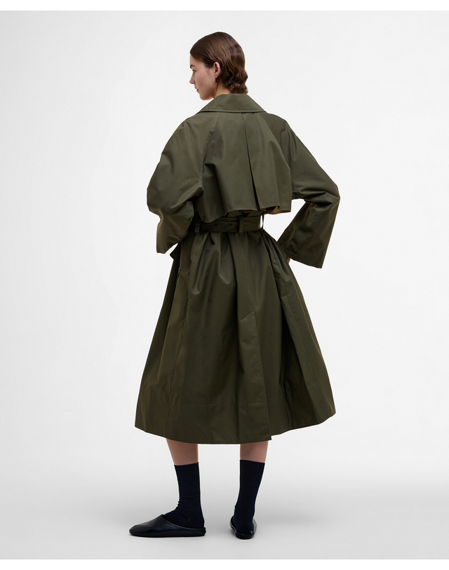 바버 [Barbour X Alexa] 여성 올리브 Harley Showerproof 자켓 진한 연두 착용컷
