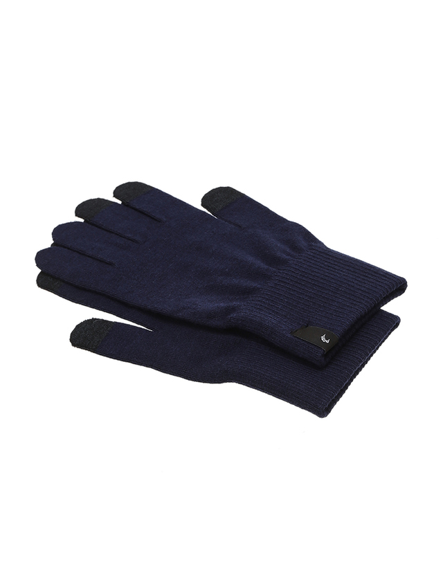 티톤 브로스 Axio Glove 밝은 네이비 착용컷