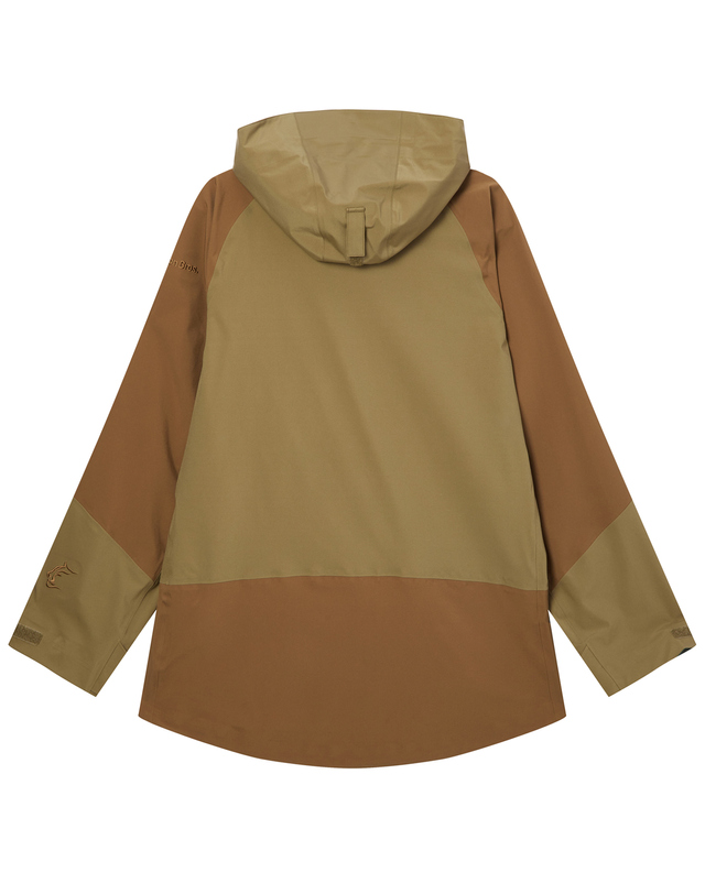 티톤 브로스 Tsurugi 10th Jacket 진한 베이지 착용컷