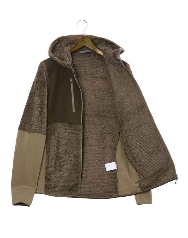 티톤 브로스 OCTA Highloft Tec Hoody 세피아 착용컷