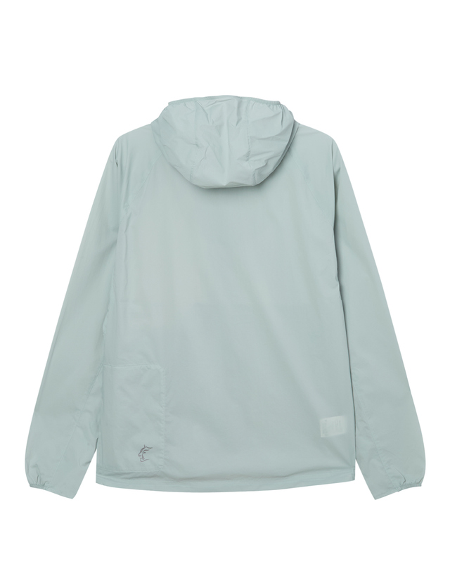 티톤 브로스 Sweet Water Hoody 밝은 블루 착용컷