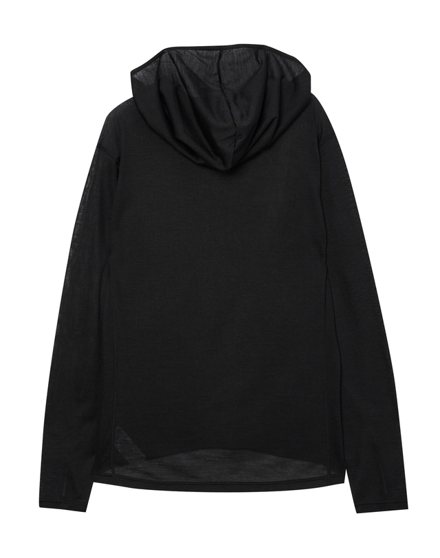 티톤 브로스 여성 Axio Lite Hoody 블랙 착용컷