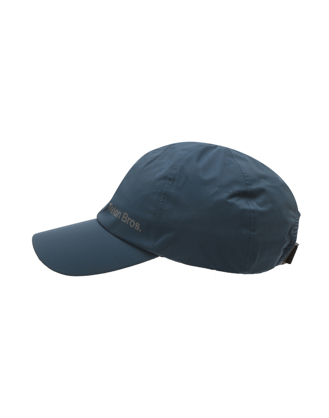 티톤 브로스 Zero-G 3L 6P Cap 밝은 네이비 착용컷