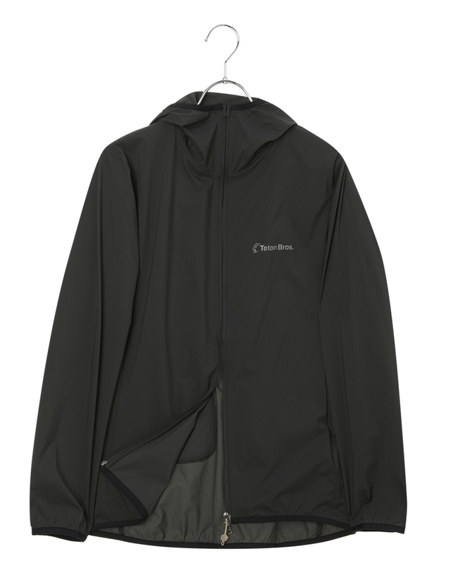 티톤 브로스 [초경량]여성 Wind River Hoody 블랙 착용컷