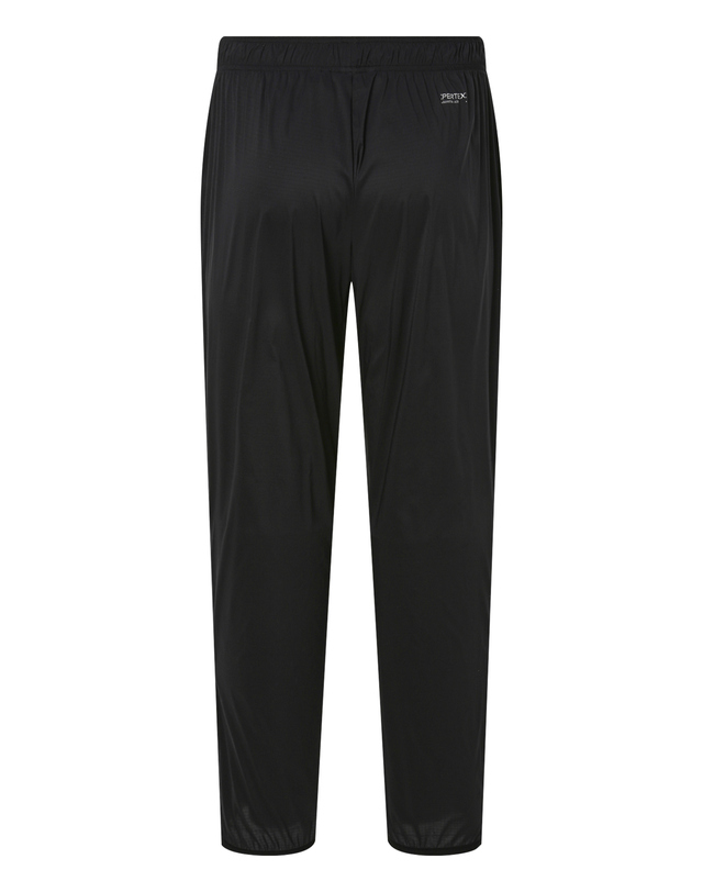티톤 브로스 Alive Windshell Jogger Relax 블랙 착용컷