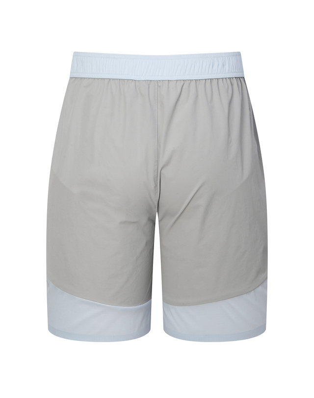 티톤 브로스 Alive Windshell Short 9 밝은 블루 착용컷