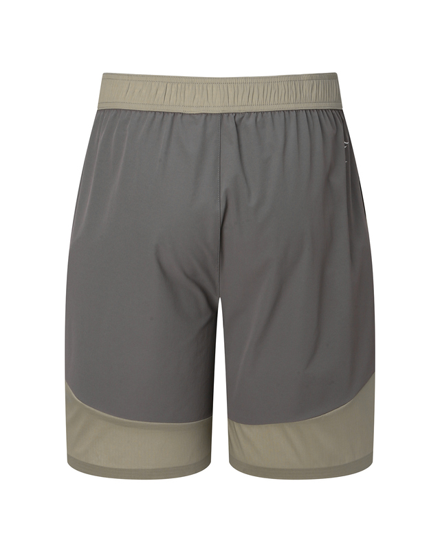 티톤 브로스 Alive Windshell Short 9 베이지 착용컷