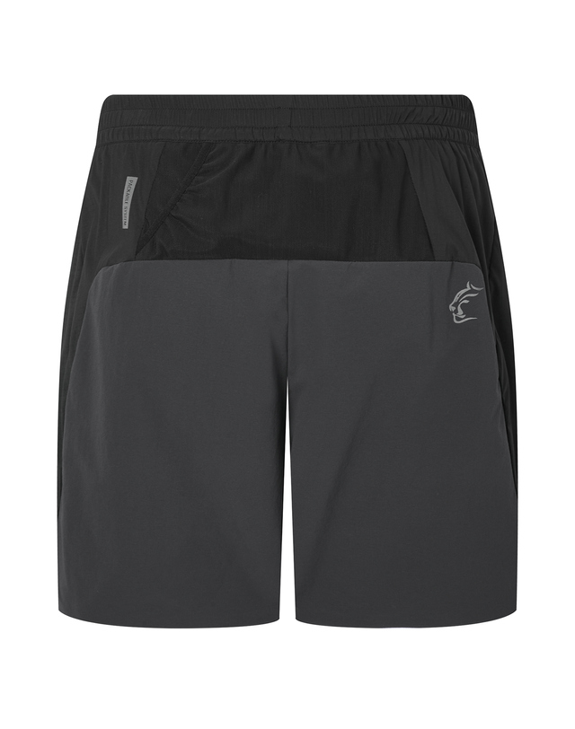 티톤 브로스 TrailAIR Short 5.5 블랙 착용컷