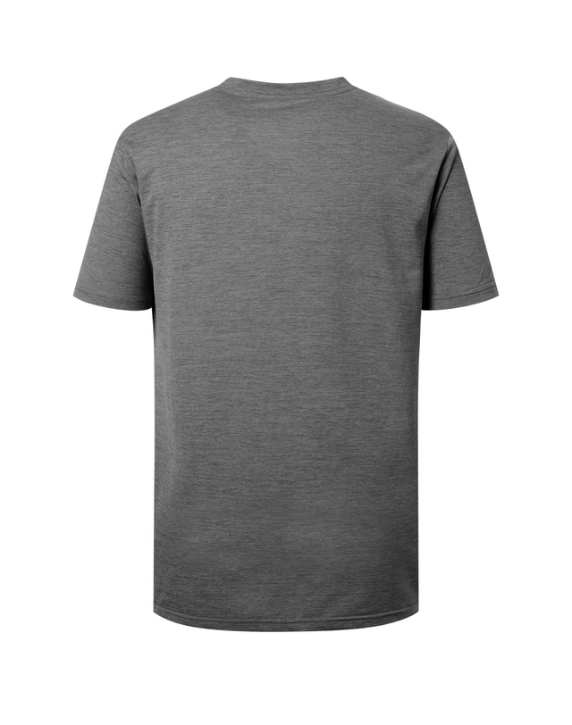 티톤 브로스 Vapor Pocket Tee 블랙 착용컷