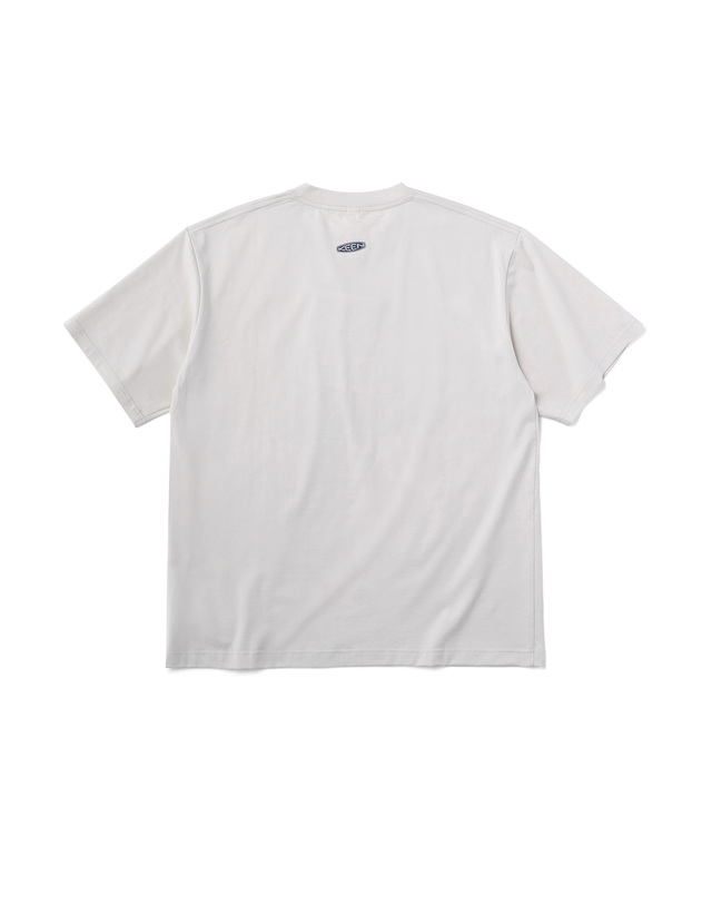 킨 HARVEST TECH TEE ARCH LOGO (LIGHT BEIGE) 밝은 베이지 착용컷