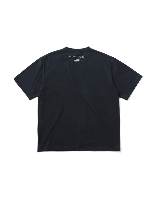 킨 US4 HARVEST UMBRELLA TEE (BLACK) 블랙 착용컷