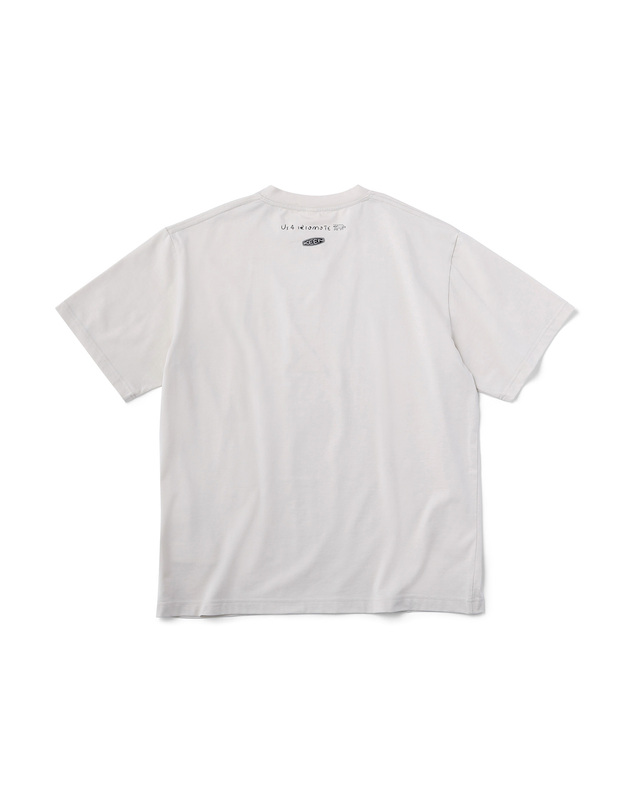 킨 US4 HARVEST UMBRELLA TEE (LIGHT BEIGE) 밝은 베이지 착용컷