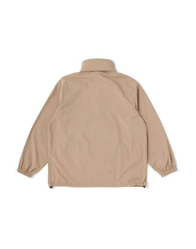 킨 NYLON ANORAK HOODIE 브라운 착용컷