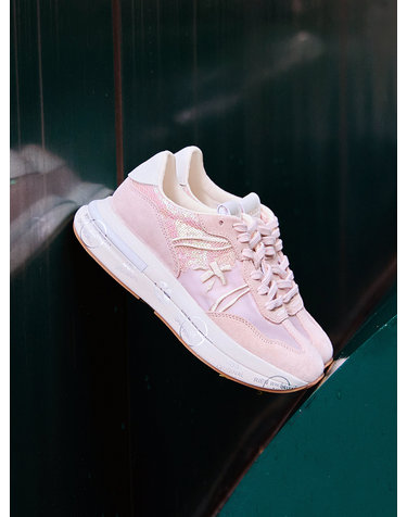 [CASSIE] 밝은 핑크 여성 캐시 스니커즈