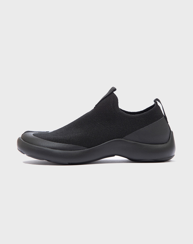 타비 [TABI] 블랙 남녀공용 SHOE 슬립온 착용컷