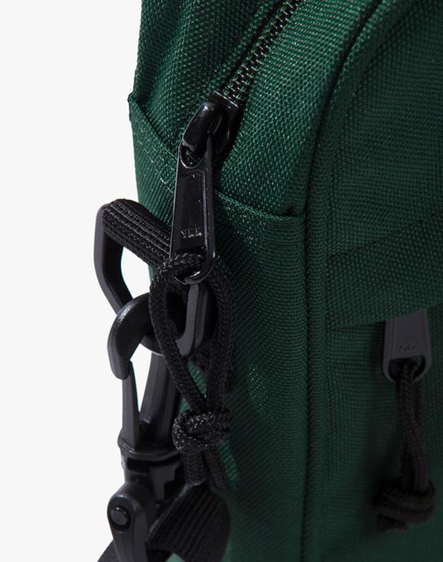 해브어굿타임 해브 어 굿 타임 FRAME SHOULDER BAG DARK GREEN / 숄더백 가방 진한 초록 착용컷