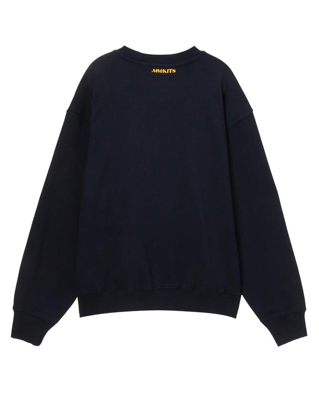 엠오엠씨키츠 MICKEY GRAPHIC SWEATSHIRTS NAVY 네이비 착용컷