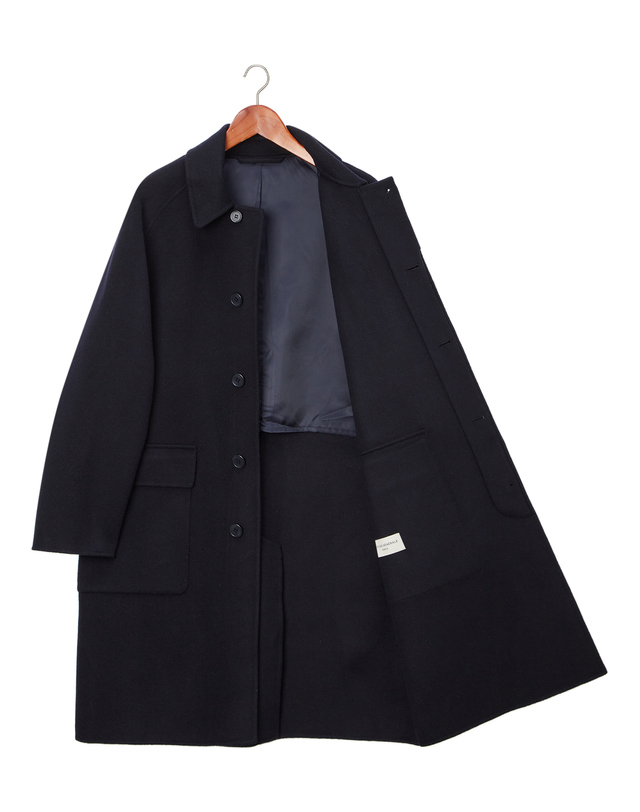 오피신 제네랄 남성 [OFFICINE GENERALE MEN] 네이비 단색 울 코트 진한 네이비 착용컷