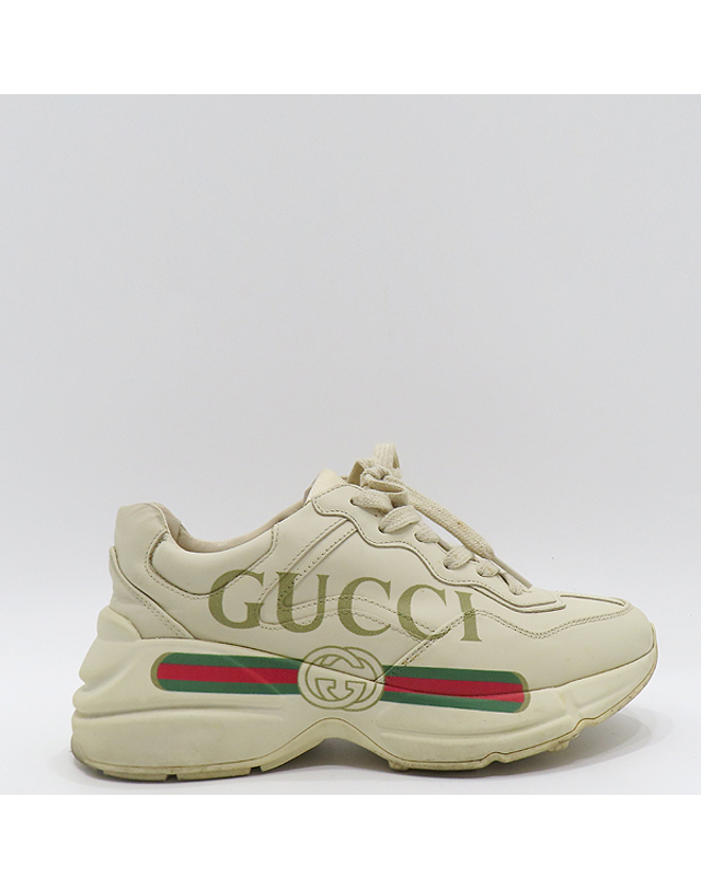 구찌 [중고명품] [중고]스미스마켓 구찌 528892 아이보리 레더 빈티지 GUCCI 로고 라이톤 여성용 스니커즈 - 35사이즈 K28176GU 착용컷