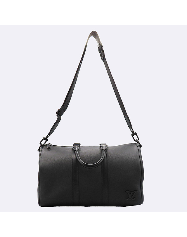 루이비통 [중고명품] [중고]고이비토 루이비통 M57088 LV 에어로그램 블랙컬러 레더 Keepall Bandouliere 키폴 반둘리에 40 더플 토트백 + 숄더스트랩 2WAY K47181LV 착용컷