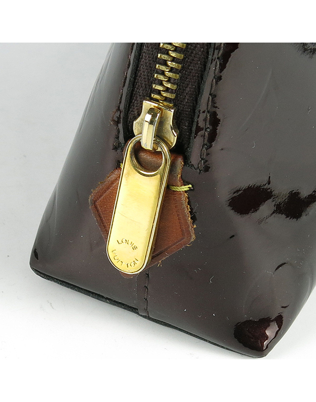 루이비통 [중고명품] [고이비토 중고명품] 루이비통 M91495 파우치 가방 착용컷