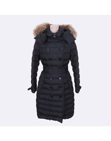 [중고]스미스마켓 버버리 8004272 블랙 컬러 달머튼 라쿤 퍼 여성용 패딩 자켓 K9907BU