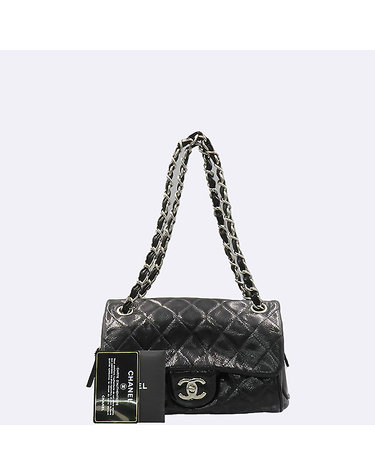 [중고]고이비토 샤넬 A33784 Y04339 TIMELESS(타임리스) 클래식 페이던트 은장 체인 숄더백 [의정부신세계점] UB0516CH
