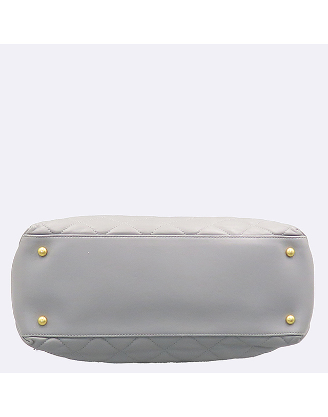 샤넬 [중고명품] [중고]고이비토 샤넬 A66416 그레이 컬러 SOFT ELEGANCE 체인 숄더백 K14199CH 착용컷