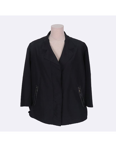 [중고]스미스마켓 아이그너 블랙 컬러 나일론 혼방 여성용 자켓 - 36 K0579AG