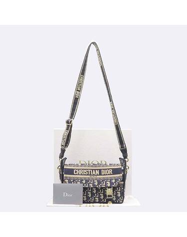 [중고]고이비토 디올 DIOR(디올)  M1241ORIW_M928 네이비 컬러 캠프 스몰 크로스백 K4031CD