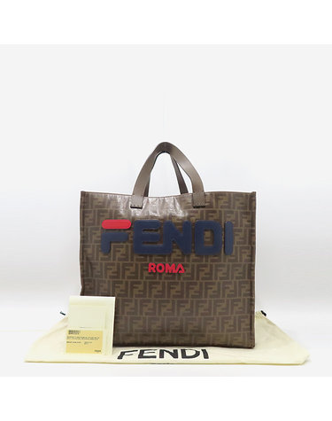 [중고]고이비토 펜디 8BH357 브라운 컬러 주카 로고 FILA(휠라) 콜라보 버티코 글레이즈드 테크니컬 패브릭 토트백 K4210FD