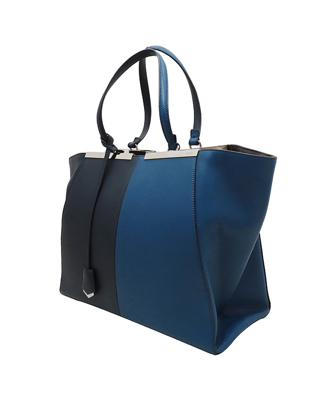 펜디 [중고명품] [중고]고이비토 펜디 8BH272 N5T 네이비 다크블루 레더 하프앤하프 SHOPPING GRANDE VITELLO 뜨와쥬르 M 미듐 사이즈 토트백 K2947FD 착용컷