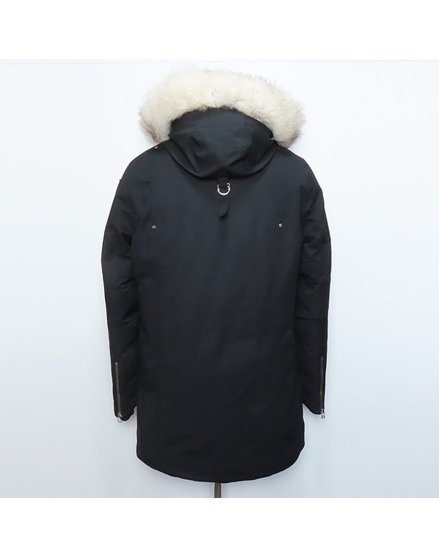 무스너클 [중고명품] [중고]스미스마켓 무스너클 19FMK8679MPK 블랙 컬러 STIRLING PARKA(스틸링 파카) 퍼 남성용 롱 패딩 - L사이즈 K0370MSN 착용컷
