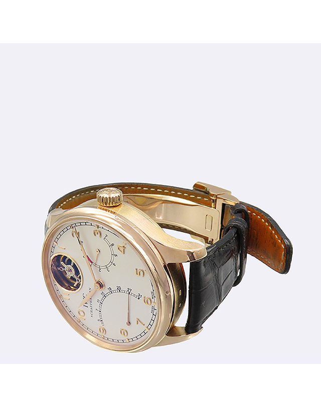아이더블유씨 [중고명품] [중고]고이비토 IWC IW504402 Portuguese(포르투기저) 한정판 18K 금통 투르비옹 미스테르 레트로그레이드 오토매틱 가죽밴드 남성용 시계 K0236IWC 착용컷