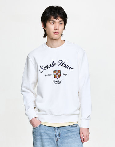 [시즌오프][HAZZYS X CAMBRIDGE] 화이트 로고자수 면 맨투맨티셔츠
