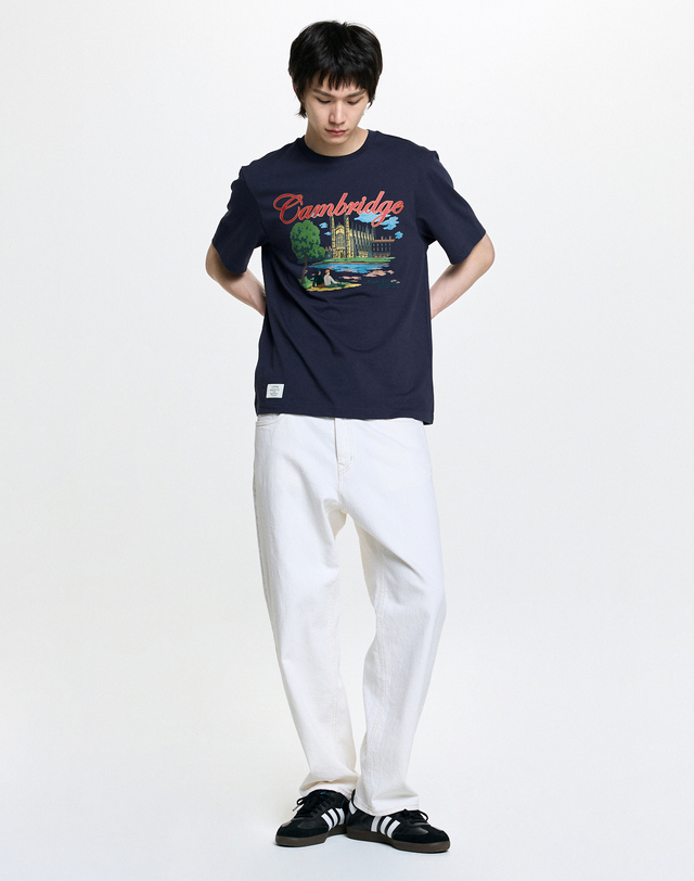 캠브리지 유니버시티 [HAZZYS X CAMBRIDGE] 네이비 로고자수 면 반팔티셔츠 상세