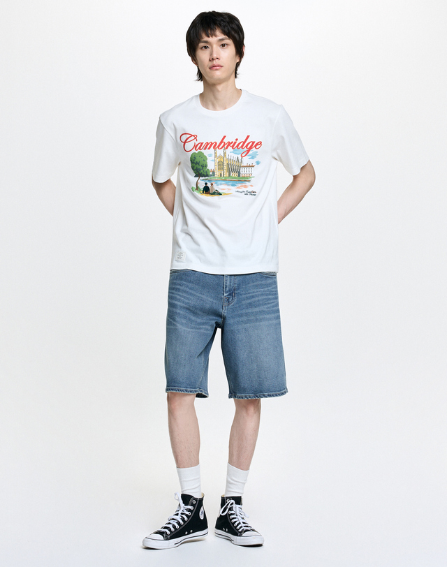 캠브리지 유니버시티 [HAZZYS X CAMBRIDGE] 화이트 로고자수 면 반팔티셔츠 흰색 착용컷
