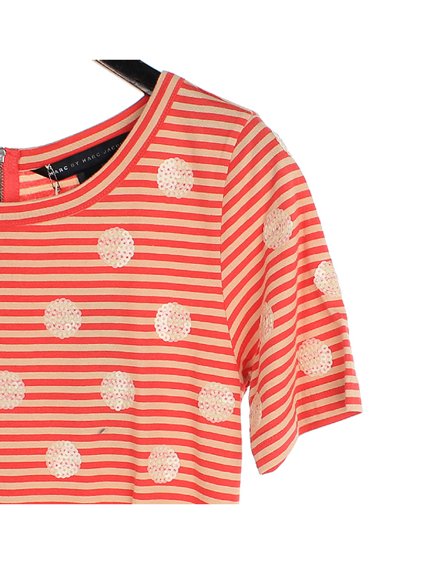 마크 제이콥스 마크제이콥스 [중고명품] [중고]스미스마켓 마크제이콥스 Marc_Jacobs(마크바이마크제이콥스) M1123647 핑크 스트라이프 스팽글 장식 원피스 K1837MJ 착용컷