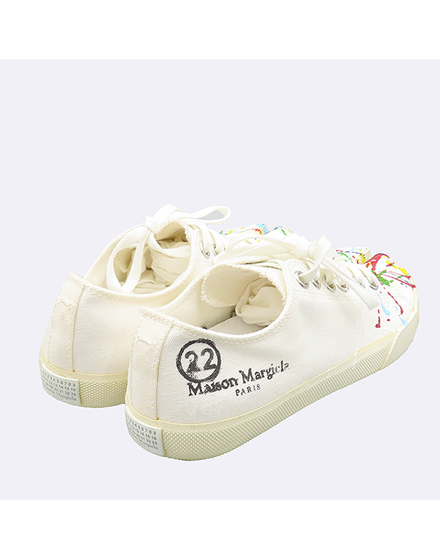 마틴 마르지엘라 [중고명품] [중고]스미스마켓 메종 마르지엘라 S58WS0112 페인트 드랍 타비 화이트 여성용 스니커즈 - 220MM K0331MRM 착용컷