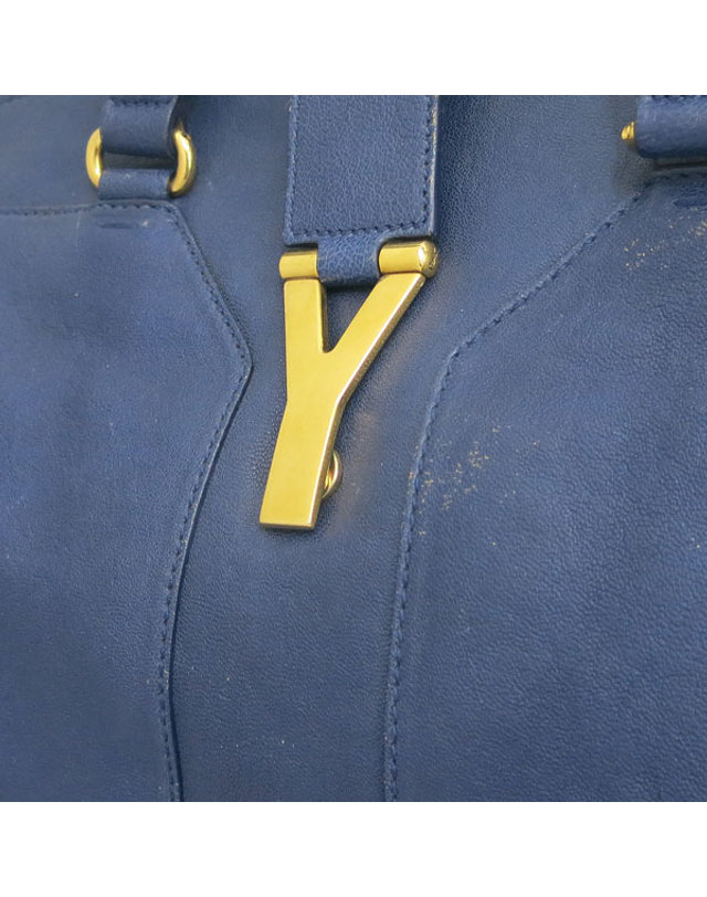 생 로랑 [중고명품] [중고]고이비토 생로랑 YSL(입생로랑) 275091 네이비 레더 L사이즈 금장 로고 장식 카바시크 토트백 K1645YSL 착용컷