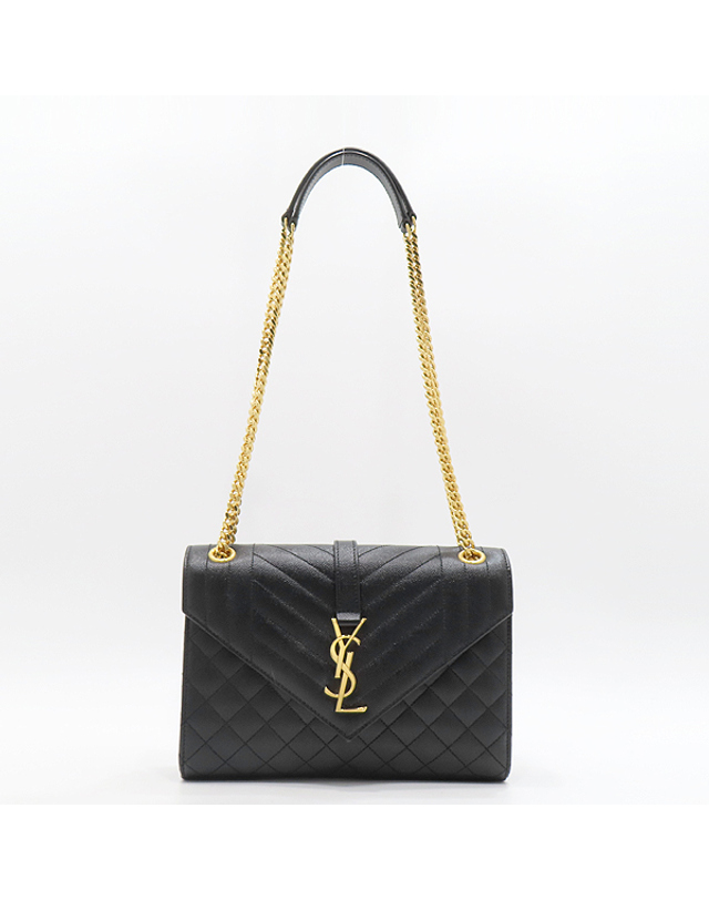 생 로랑 [중고명품] [중고]고이비토 생로랑 YSL(입생로랑) 600185 블랙 퀼팅 금장 로고 엔벨로프 미디움 체인 숄더백 K5041YSL 착용컷