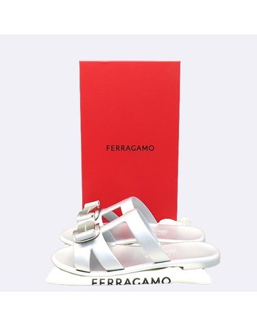 [중고]스미스마켓 페라가모 01J325 실버 뉴 바라 플레이트 스트랩 LILOU 슬라이드 슬리퍼 - 7 60667wp