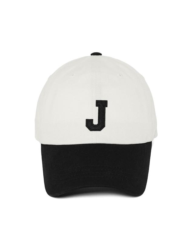 베루툼 HW-BC224 : J Initial Two Tone CapㅣCream Black 착용컷