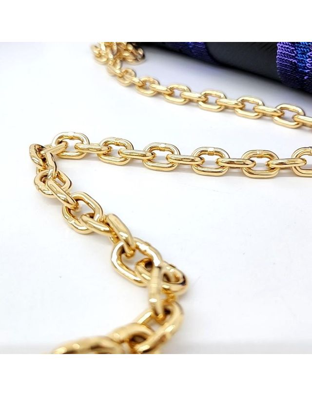 루이비통 [중고명품] [구구스]중고명품 루이비통 에삐 스팽글 트위스트MM M54720 (NO 8490700) 멀티컬러 착용컷