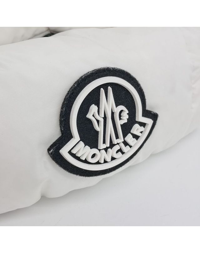 몽클레어 몽클레르 [중고명품] [구구스]중고명품 몽클레르 패딩 벨트백 (NO 10388160) 멀티컬러 착용컷