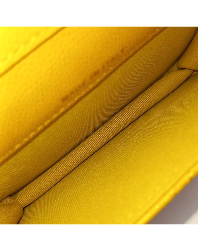 샤넬 [중고명품] [구구스]중고명품 샤넬 캐비어 체인 카드지갑 AP2727 (NO 10576226) 멀티컬러 착용컷