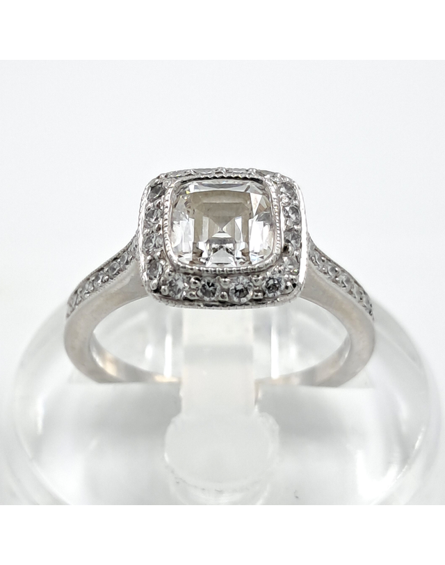티파니 앤코 티파니앤코 [중고명품] [구구스]중고명품 티파니 1.01ct 다이아 솔리스트 레거시 반지 11 (NO 10480398) 멀티컬러 착용컷